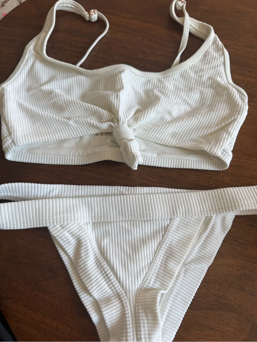 Frankie’s white ribbed bikini set